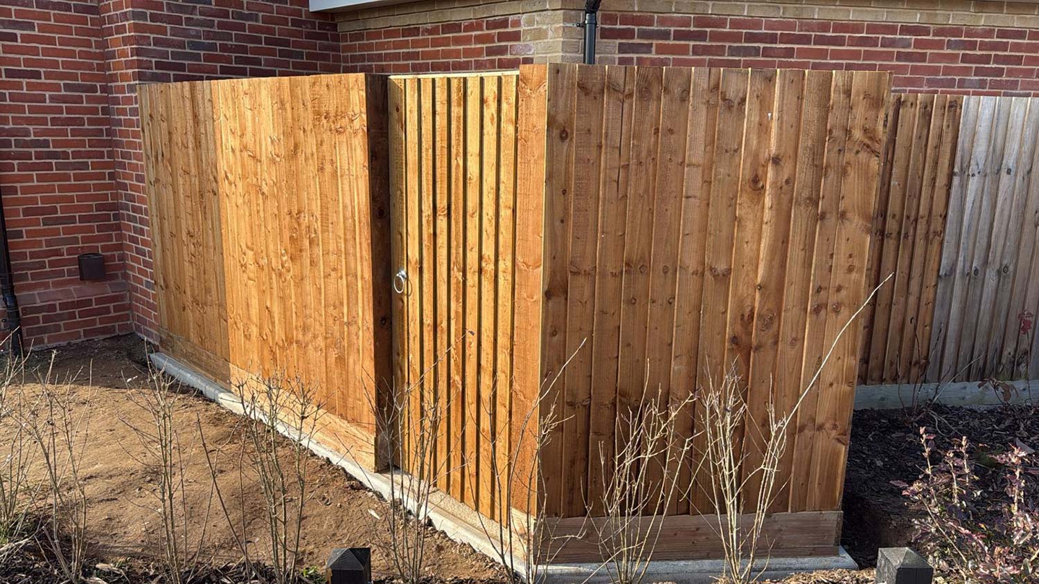 CTM Contracting ltd - Fencing and landscaping Colchester, Essex