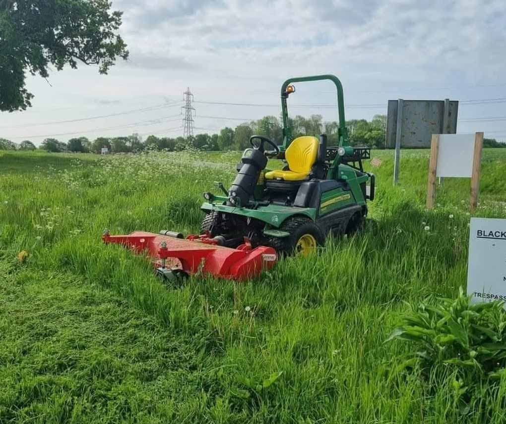 Large-Scale Mowing & Strimming Services